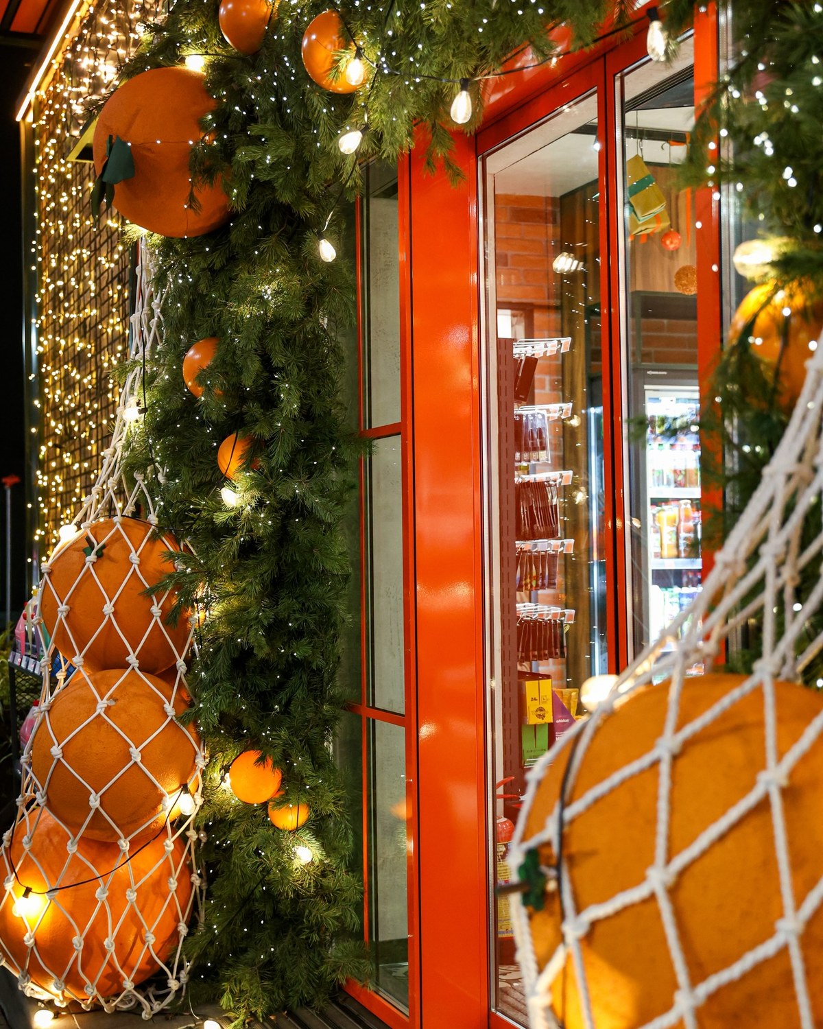Nacré décor d’événement professionnel par Mira Decor Studio.